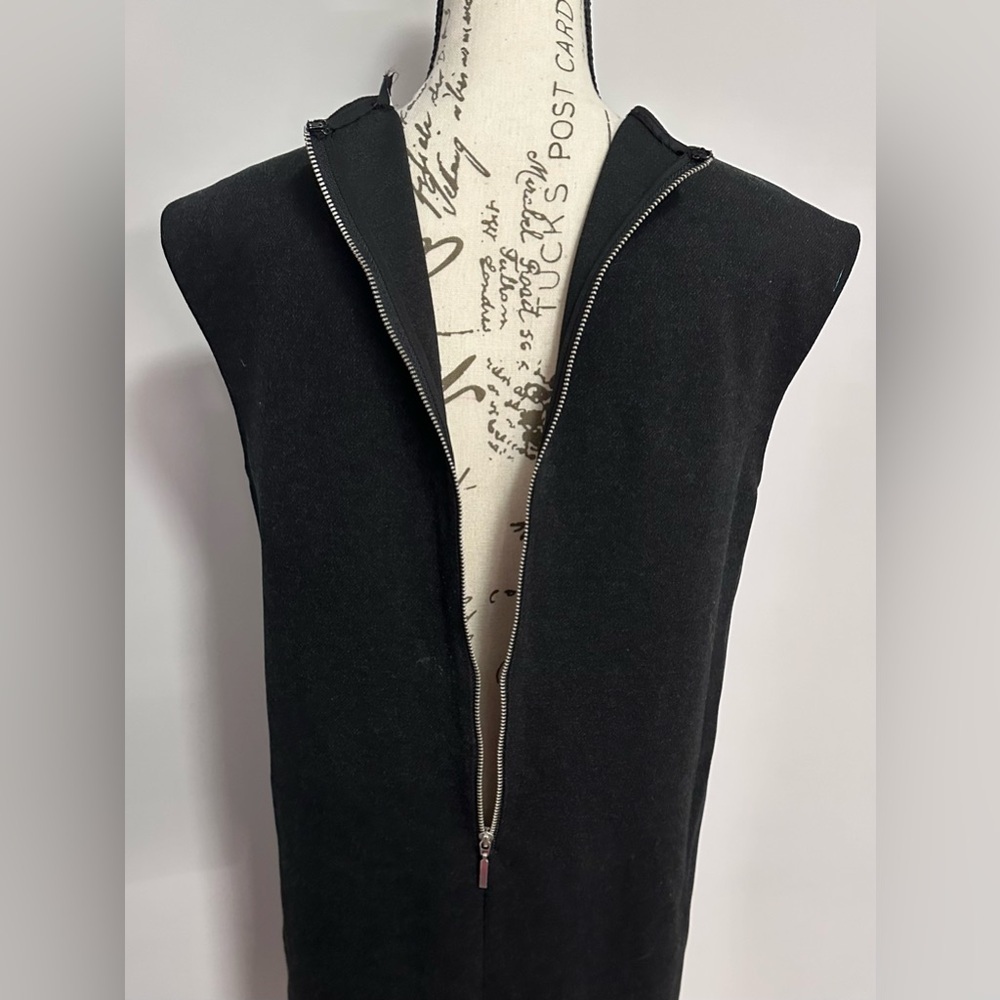 🖤 Club Monaco V-Neck Top – Black 🖤 - Picture 6 of 13